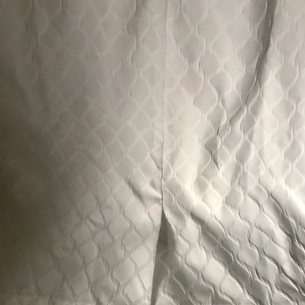 CREAM SHIFT DRESS - Picture 5 of 7